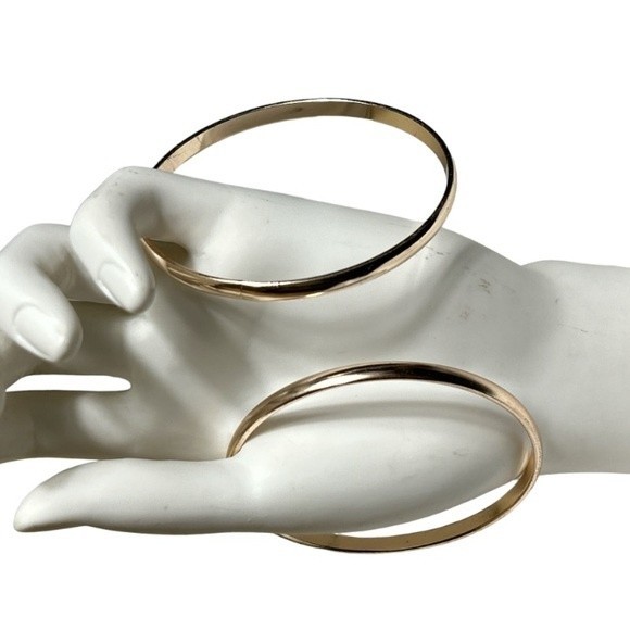 Vintage Bangle Bracelets Rose Gold Plated Non tarnish Set of 2 - Picture 11 of 11